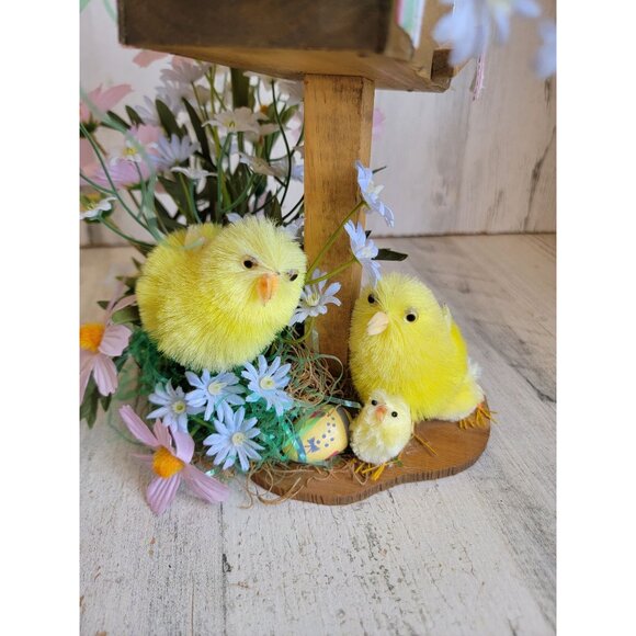 Unique decorative miniature mailbox chick Easter spring egg home decor flower - Picture 3 of 12